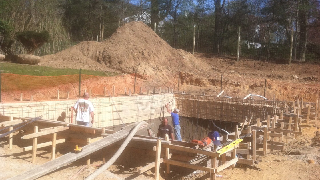 East Hampton Gunite Pool, Stone Patio, & Retaining Wall – Patricks ...